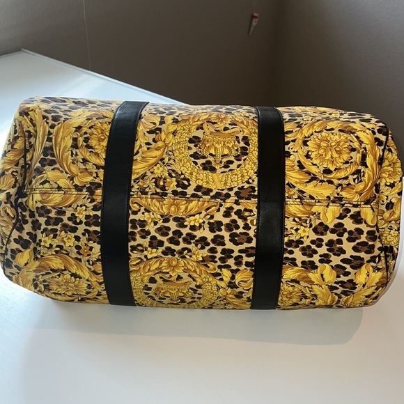 Gianni Versace Vintage Sunburst Leopard Boston Baroque Travel Bag​​ - Picture 11 of 16